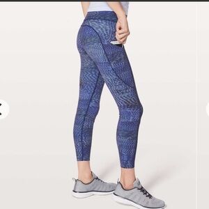Lululemon Athletica Patterned Leggings sz 8